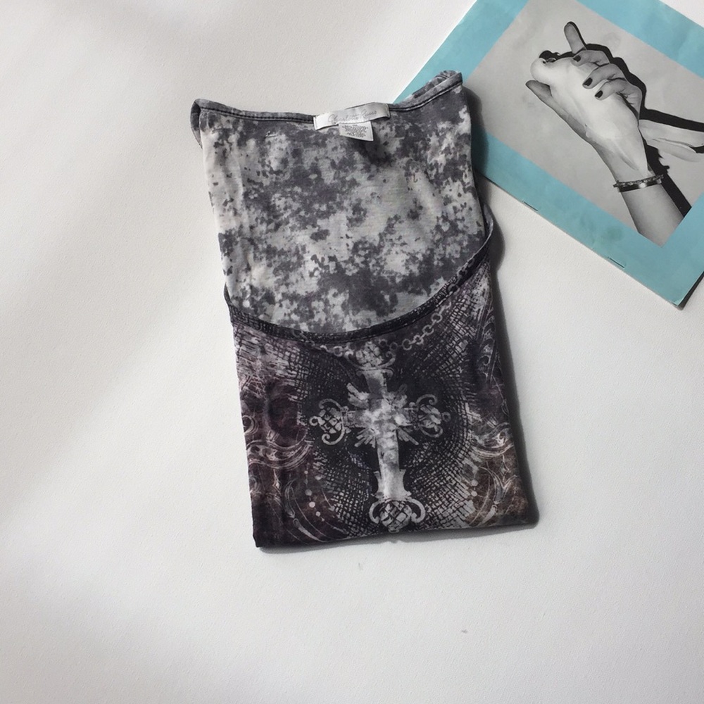 CHARLOTTE RUSSE soft-feel tee